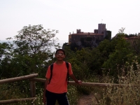 p6190005 Gubbi and the Duino castle.