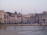 p6240026 Piazza Unita from the Molo.