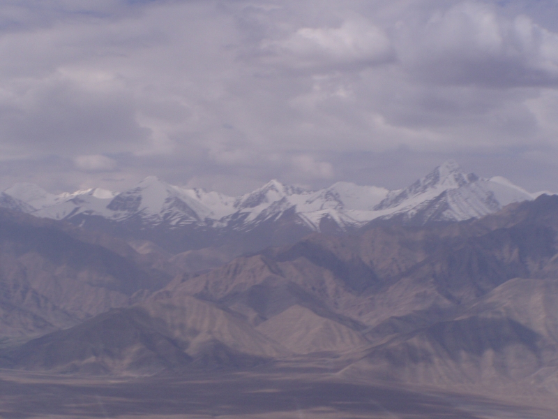 p6240121 Somewhere up there in the Ladakh range